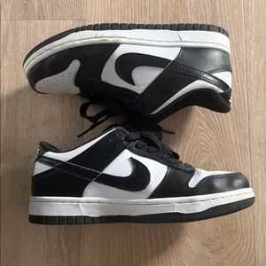 Nike Panda Dunk Low